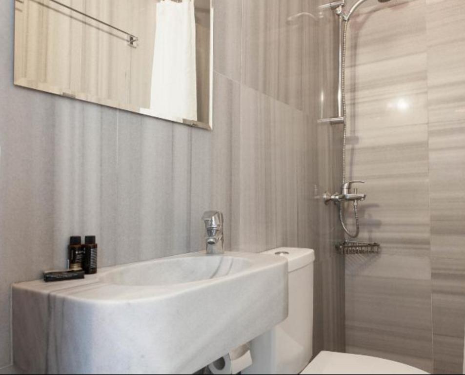 Acropolis Charming Apartment With Large Balcony - Dm17 Athen Eksteriør bilde